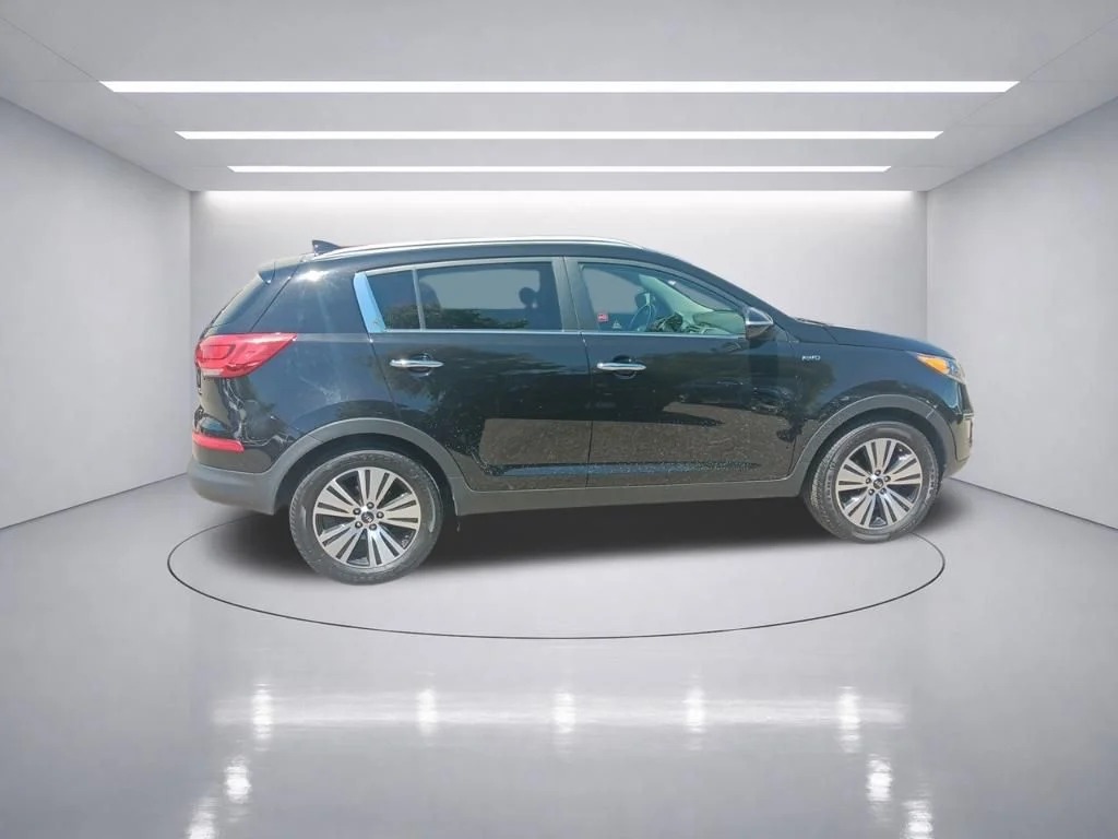 Used 2015 Black Cherry Kia EX image 7
