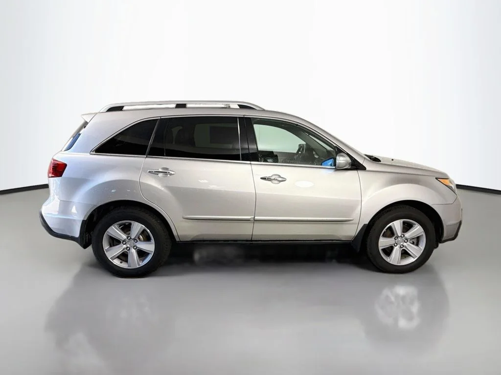 Used 2011 Silver Acura Tech/Entertainment Pkg image 14
