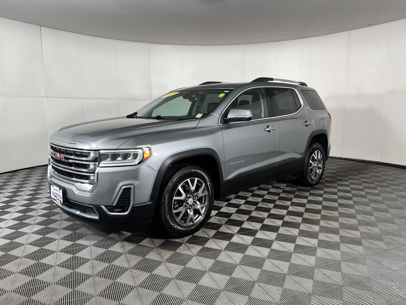 Used 2023 STERLING METALLIC GMC SLT image 46