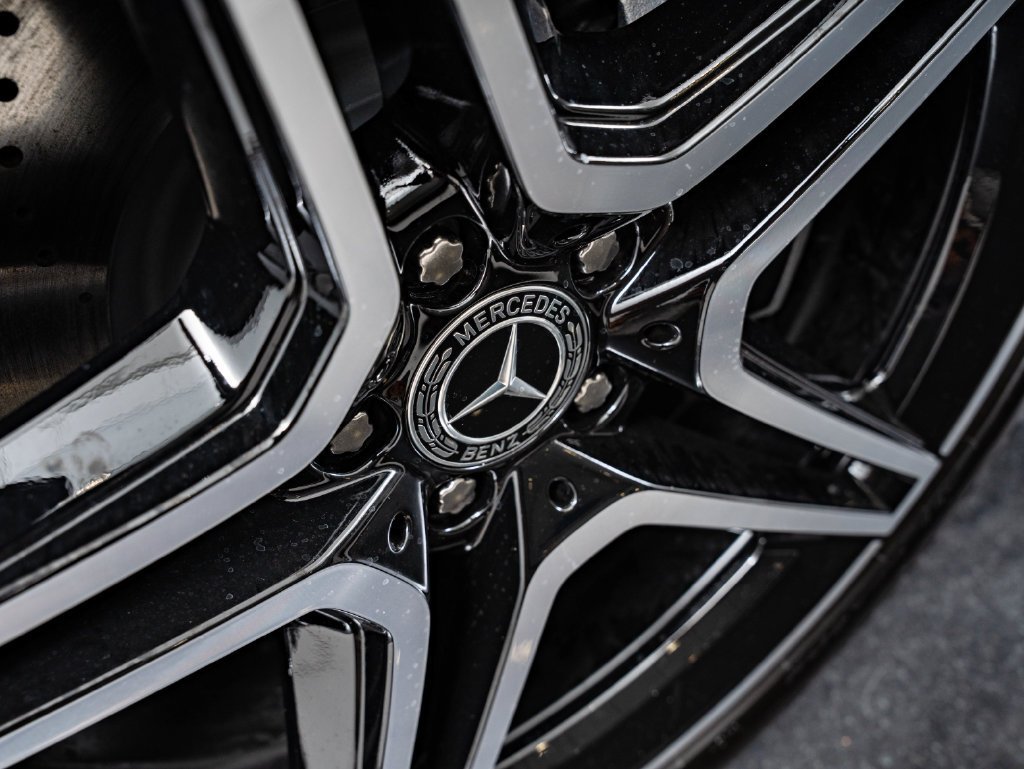 New 2026 Obsidian Black Metallic Mercedes-Benz GLS 450 image 8