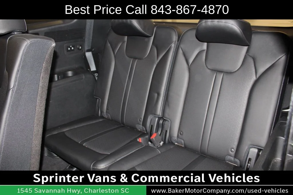 Used 2023 White Pearl Kia S image 40