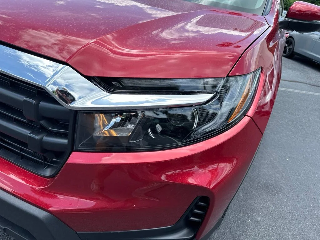 New 2026 Radiant Red Metallic II Honda RTL image 9