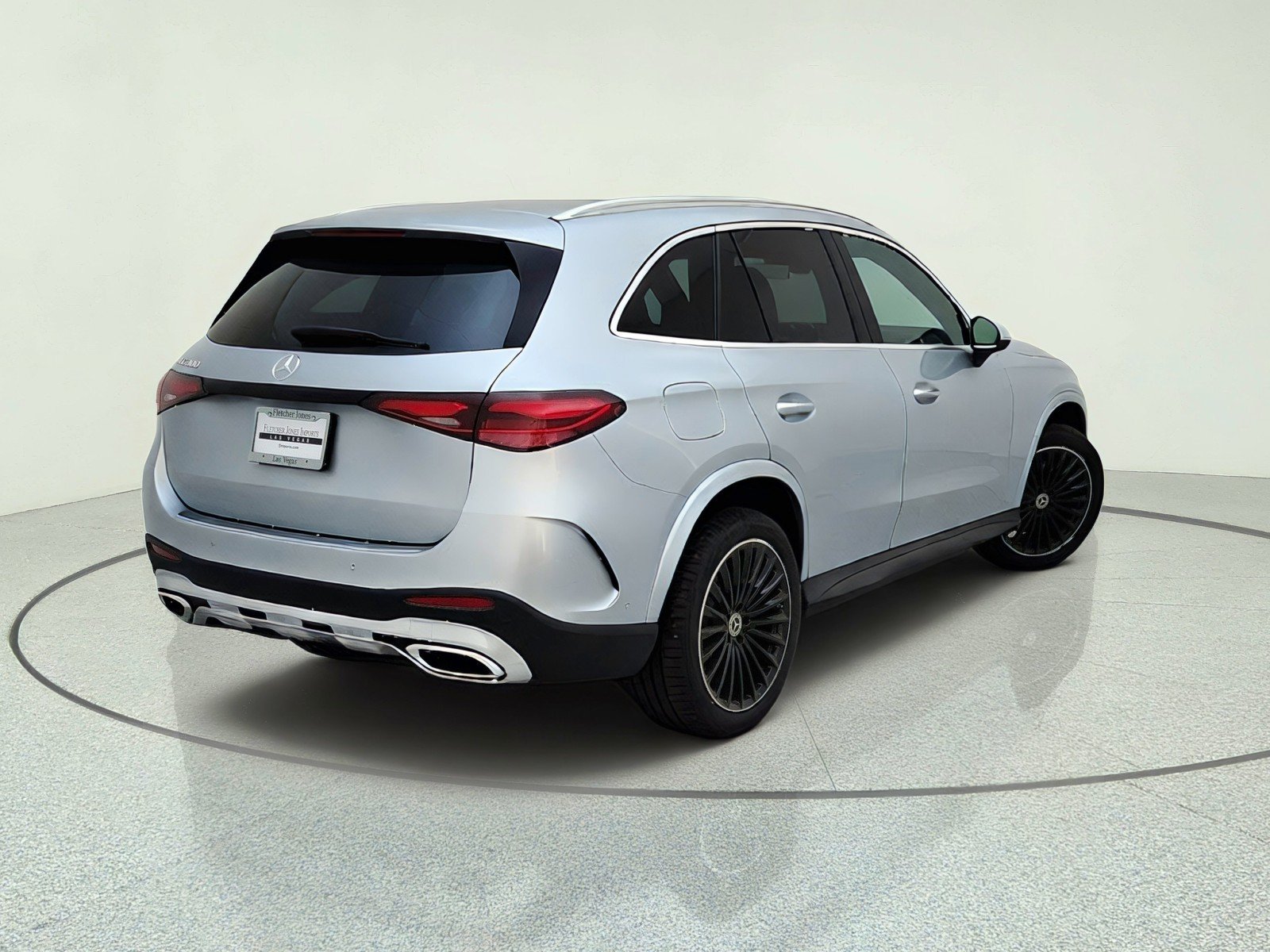 2026 Mercedes-Benz GLC Base - Photo 9