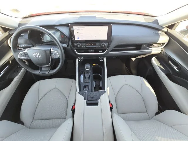 Used 2025 Red Toyota XLE image 35