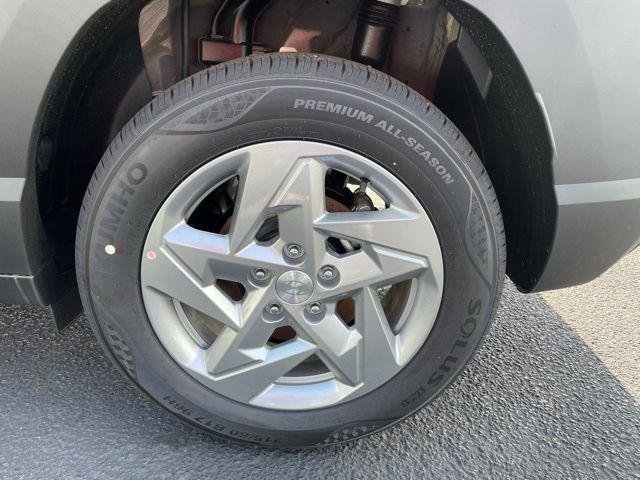 New 2026 Blue Hyundai SE FWD image 22