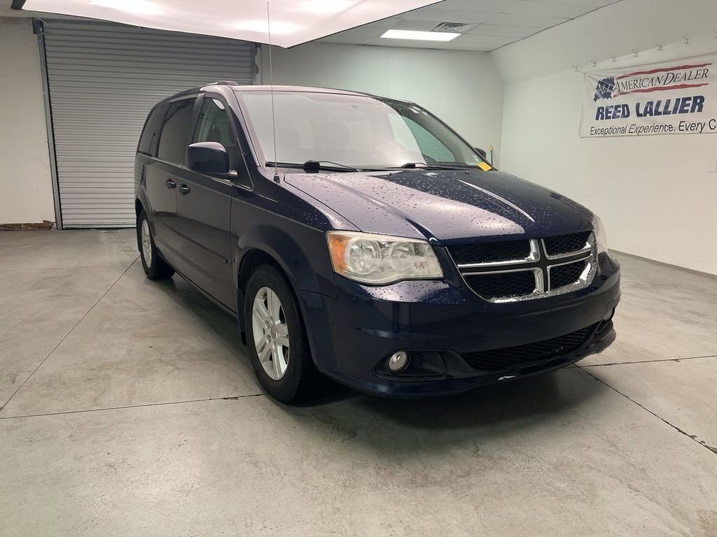 2012 Dodge Grand Caravan Crew's photo