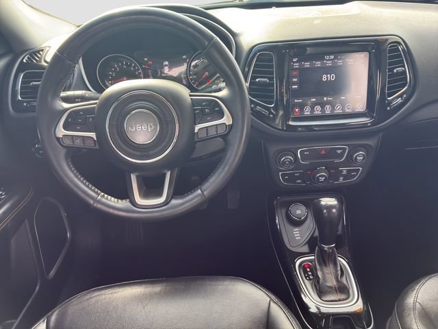 Used 2018 Red Jeep Limited 4x4 image 15