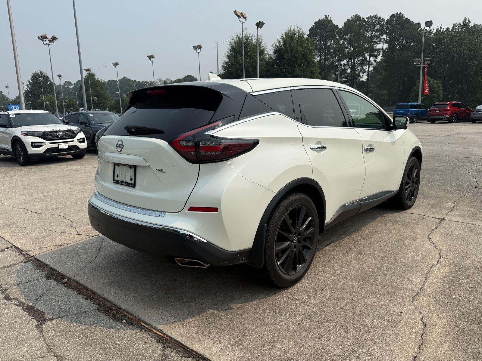 Used 2023 Pearl White Tricoat Nissan SL image 5