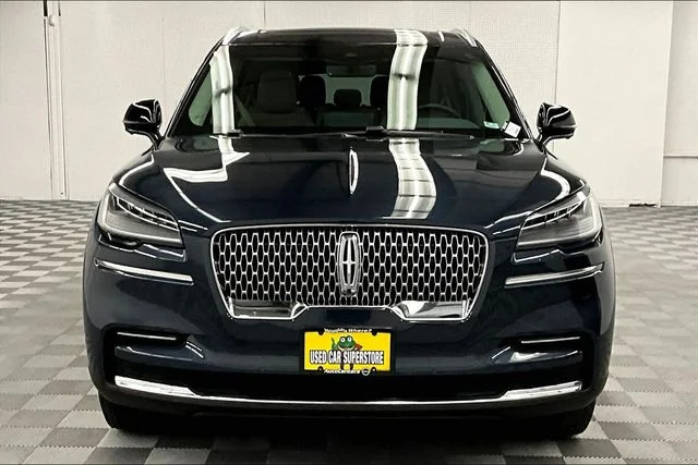 Used 2024 Flight Blue Metallic Clearcoat Lincoln Reserve image 4