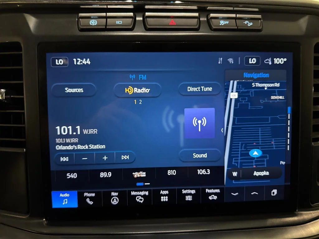 Used 2024 Gray Ford Lariat image 23
