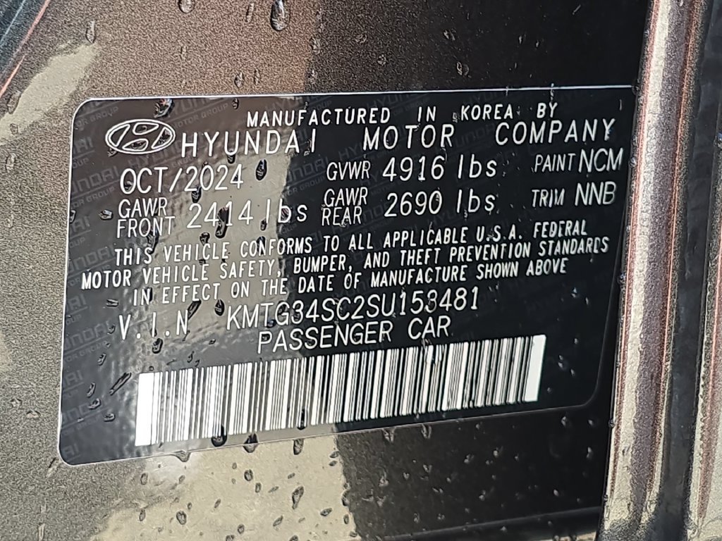 2025 GENESIS G70 Standard - Photo 23
