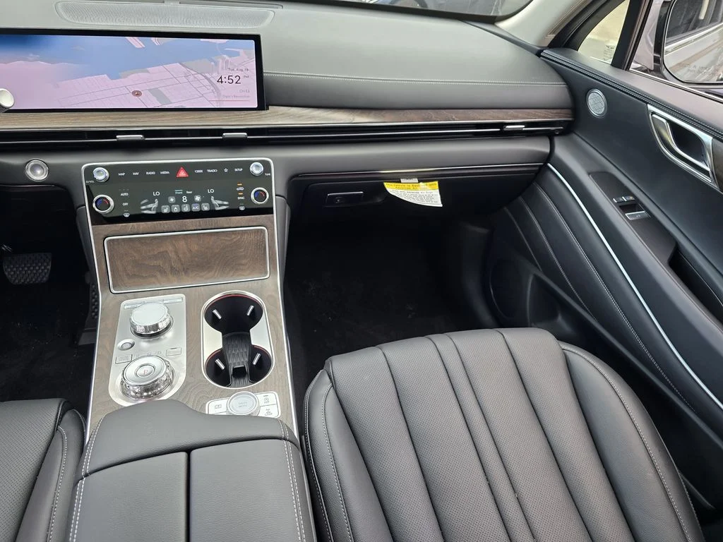 New 2027  Genesis 2.5T Select image 9