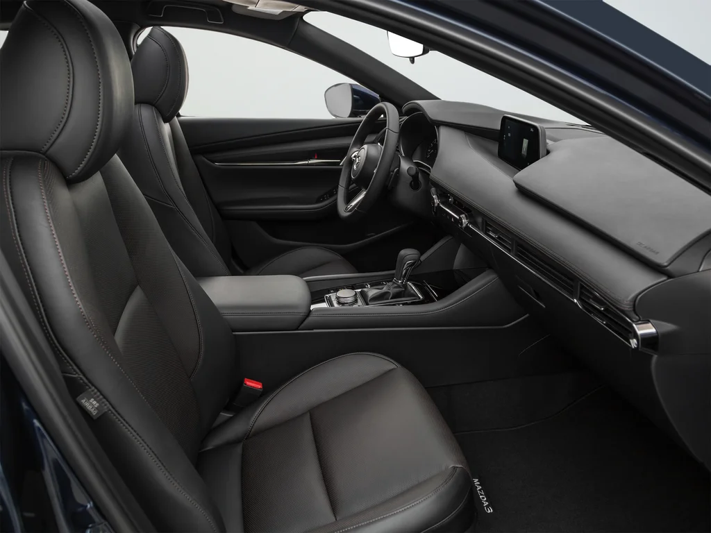 Used 2021 Blue Mazda Preferred image 33
