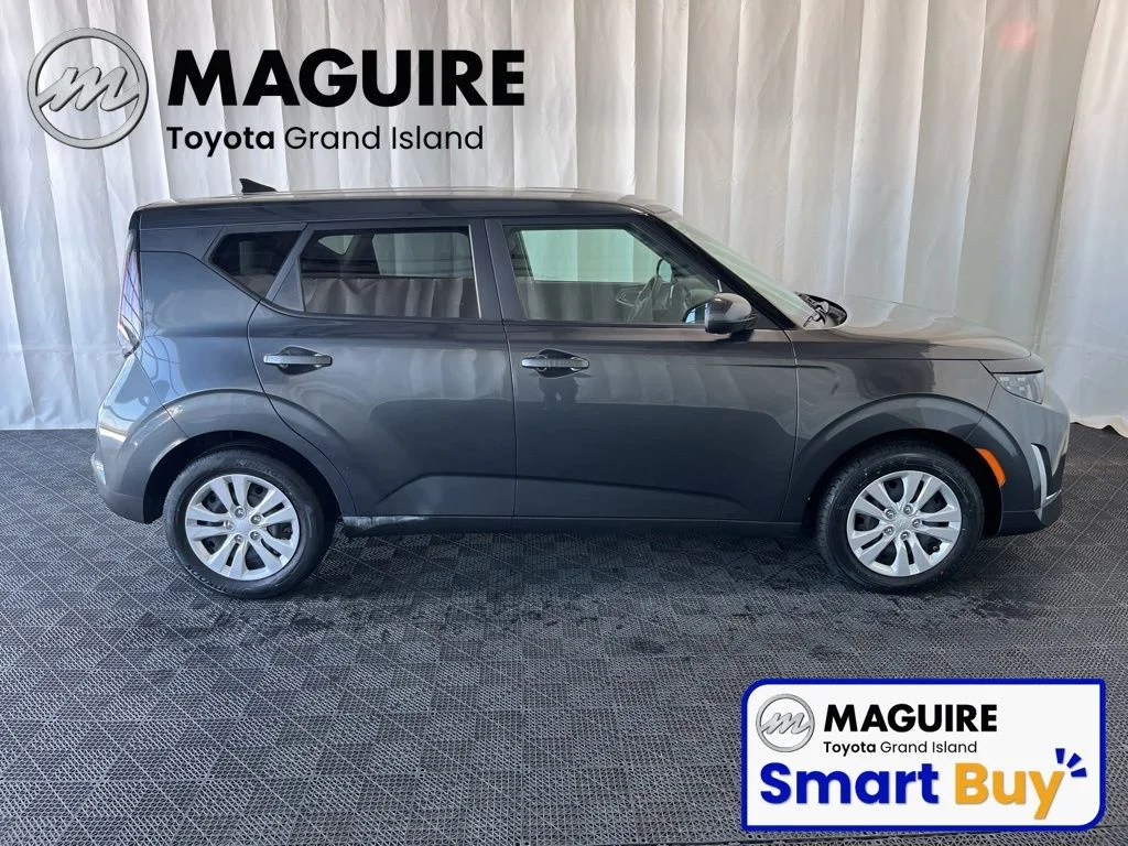 Used 2023 Gray Kia LX image 3