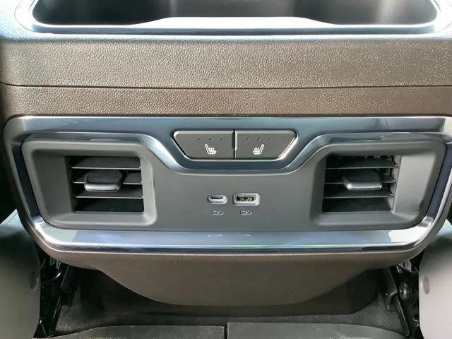 2026 GMC Sierra 3500HD SLT - Photo 20
