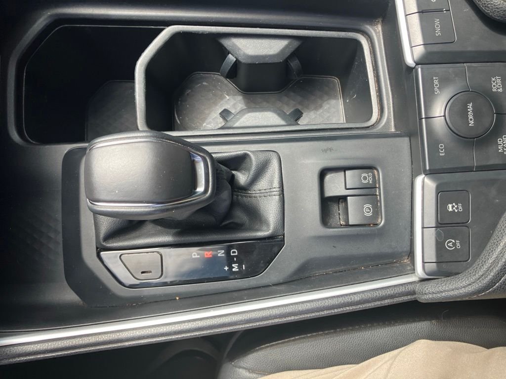 Used 2024 Silver Toyota XLE image 20