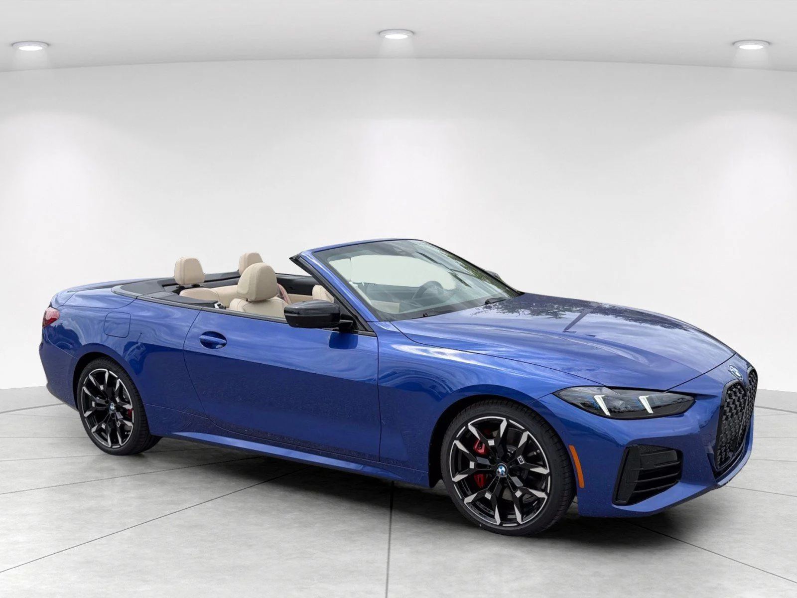 New 2027 Portimao Blue Metallic BMW 430i image 4