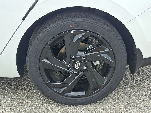 New 2026 White Hyundai SEL Sport image 18