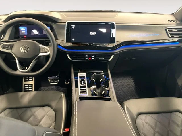 2026 Volkswagen Atlas Cross Sport SEL Premium R-LINE - Photo 10