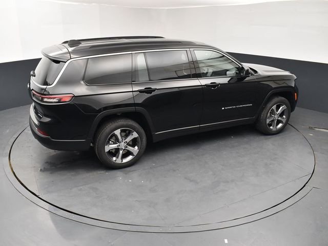 New 2026 Diamond Black Crystal Pearl-Coat Exterior Paint Jeep Limited image 18