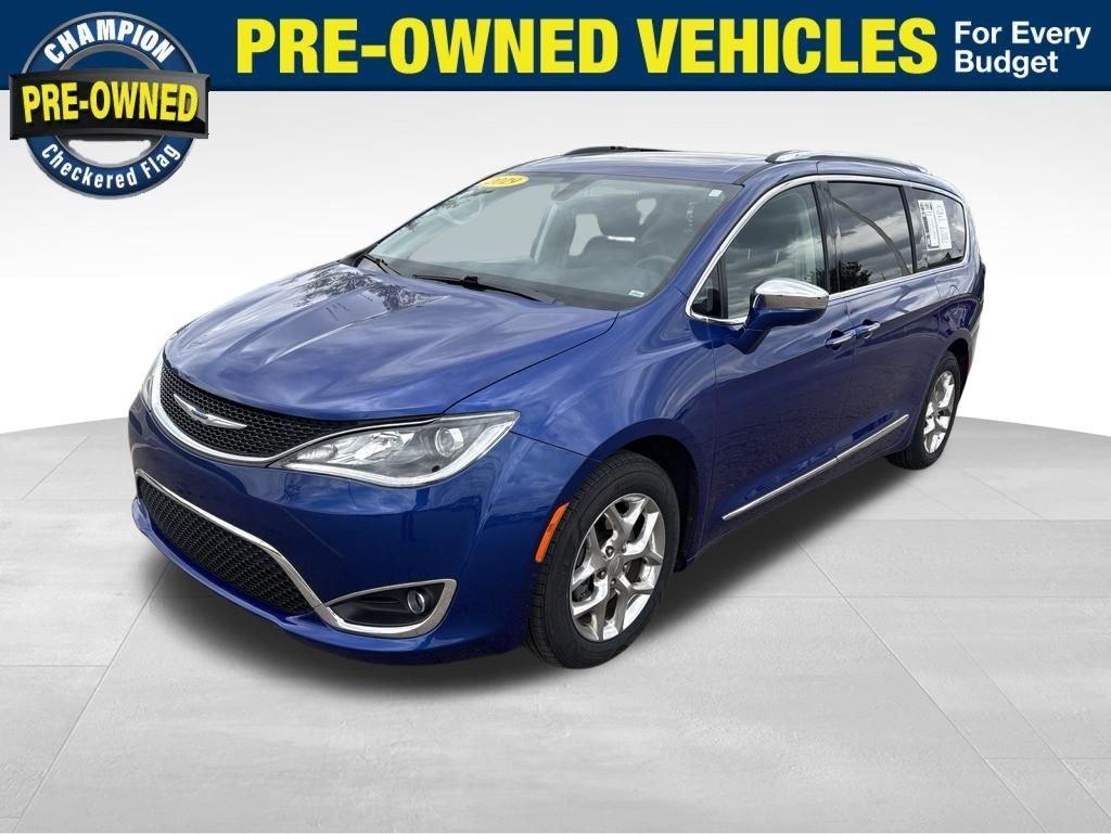 2019 Chrysler Pacifica Limited's photo