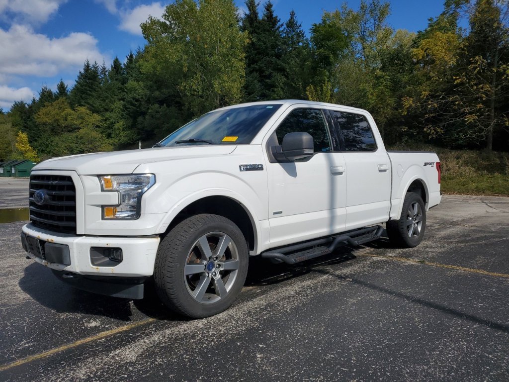 Used 2017 Oxford White Ford XLT image 8