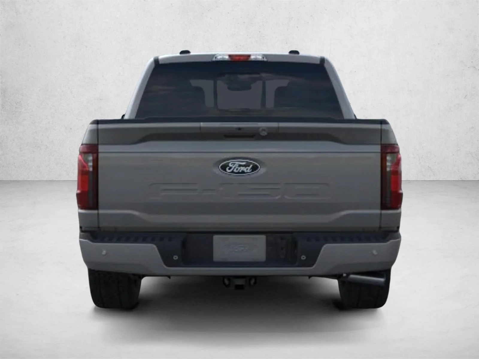 New 2026 Carbonized Gray Metallic Ford XLT image 5