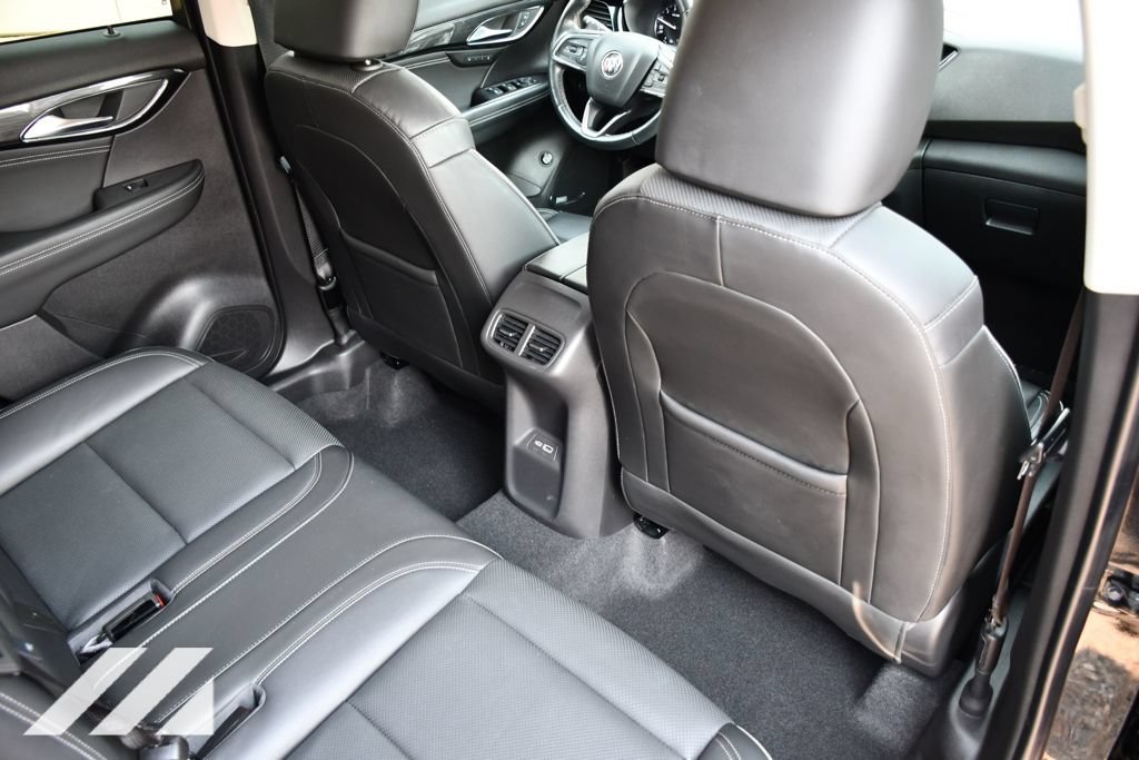 Used 2021 EBONY TWILIGHT METALLIC Buick Essence image 27