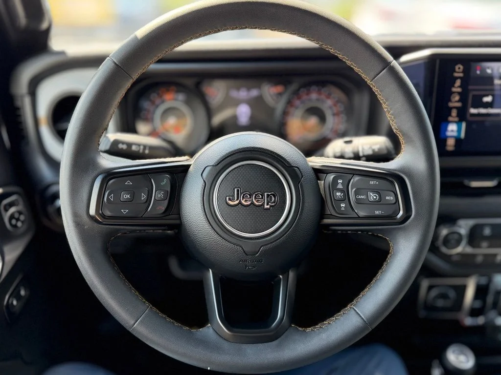 Used 2024 Black Jeep Sport S image 7