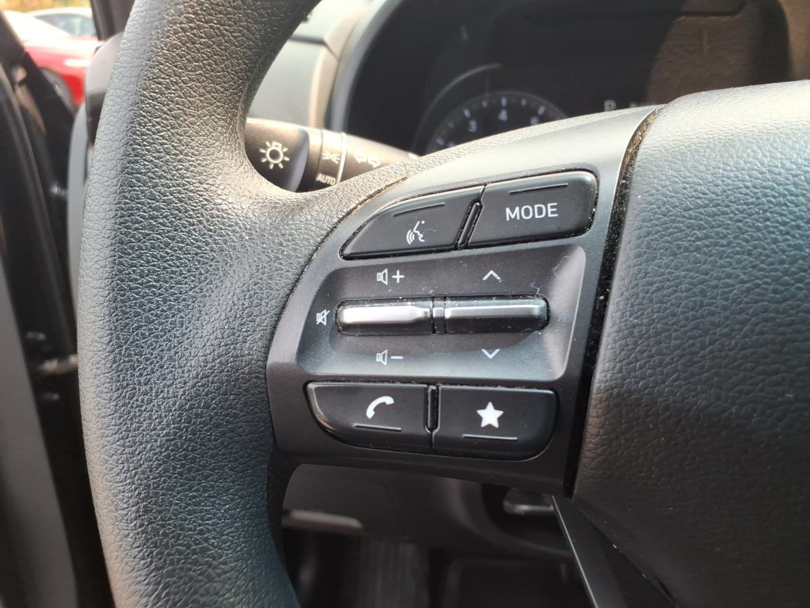 2023 Hyundai Kona SEL - Photo 28