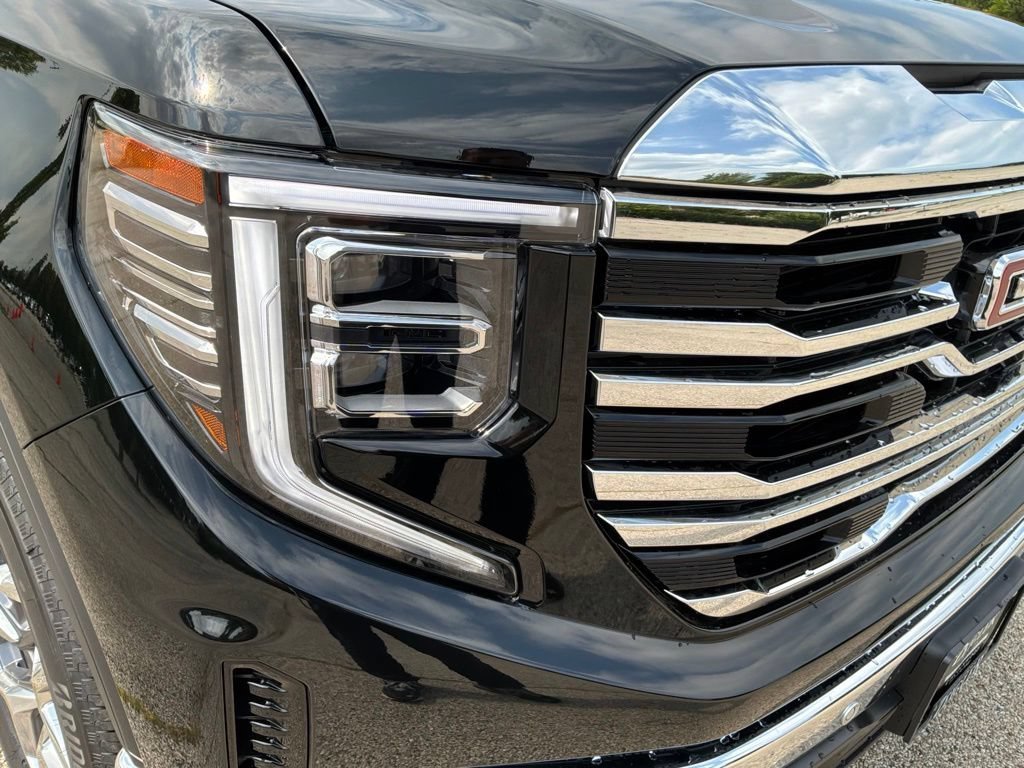 2026 GMC Sierra 1500 SLT - Photo 11