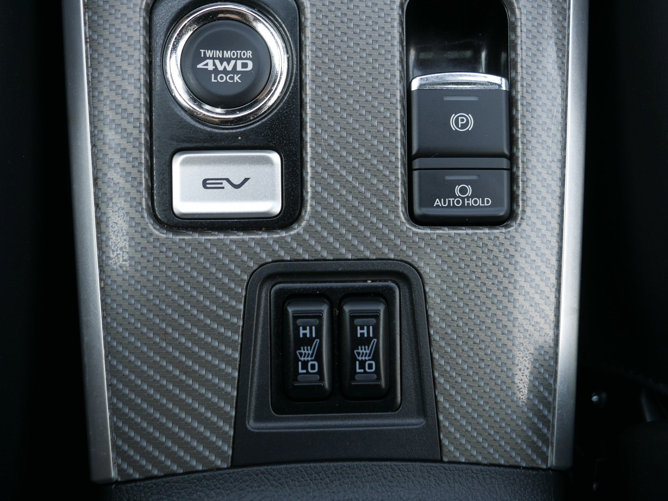 Used 2019 Mercury Gray Metallic Mitsubishi GT image 27