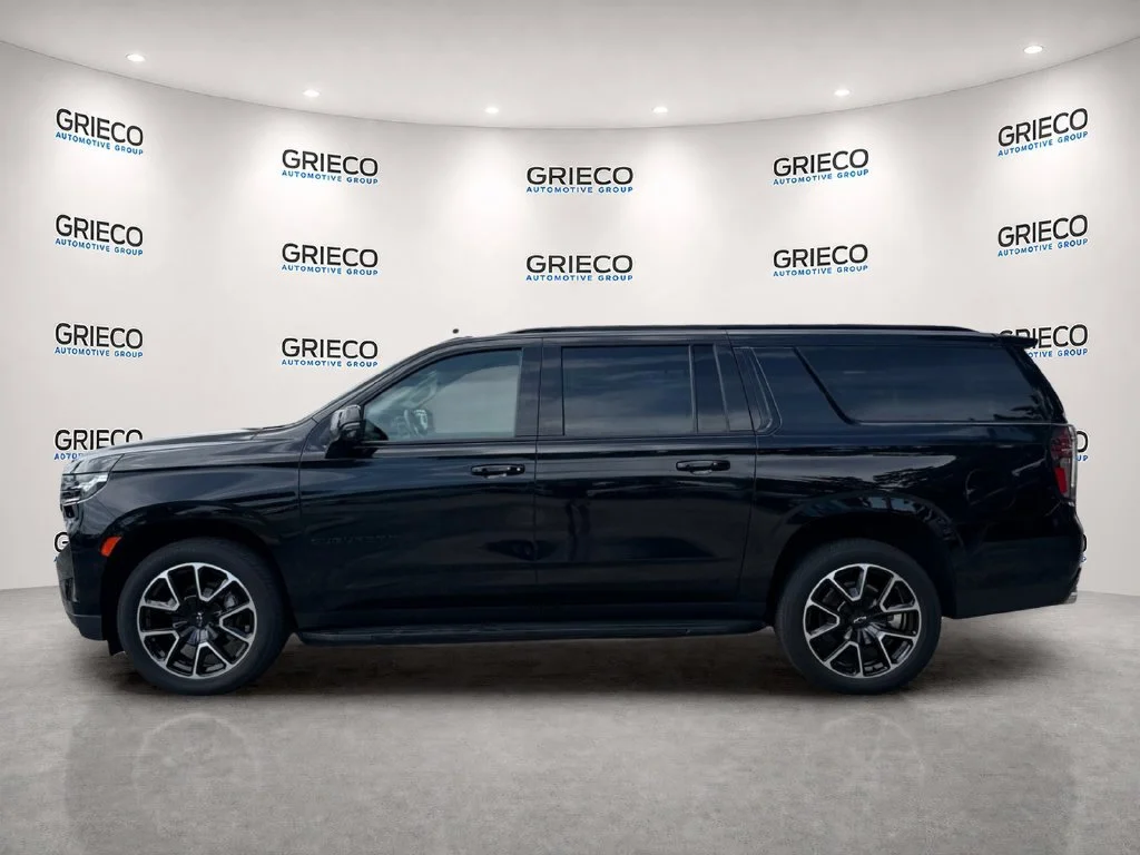 Used 2023 BLACK Chevrolet RST image 4