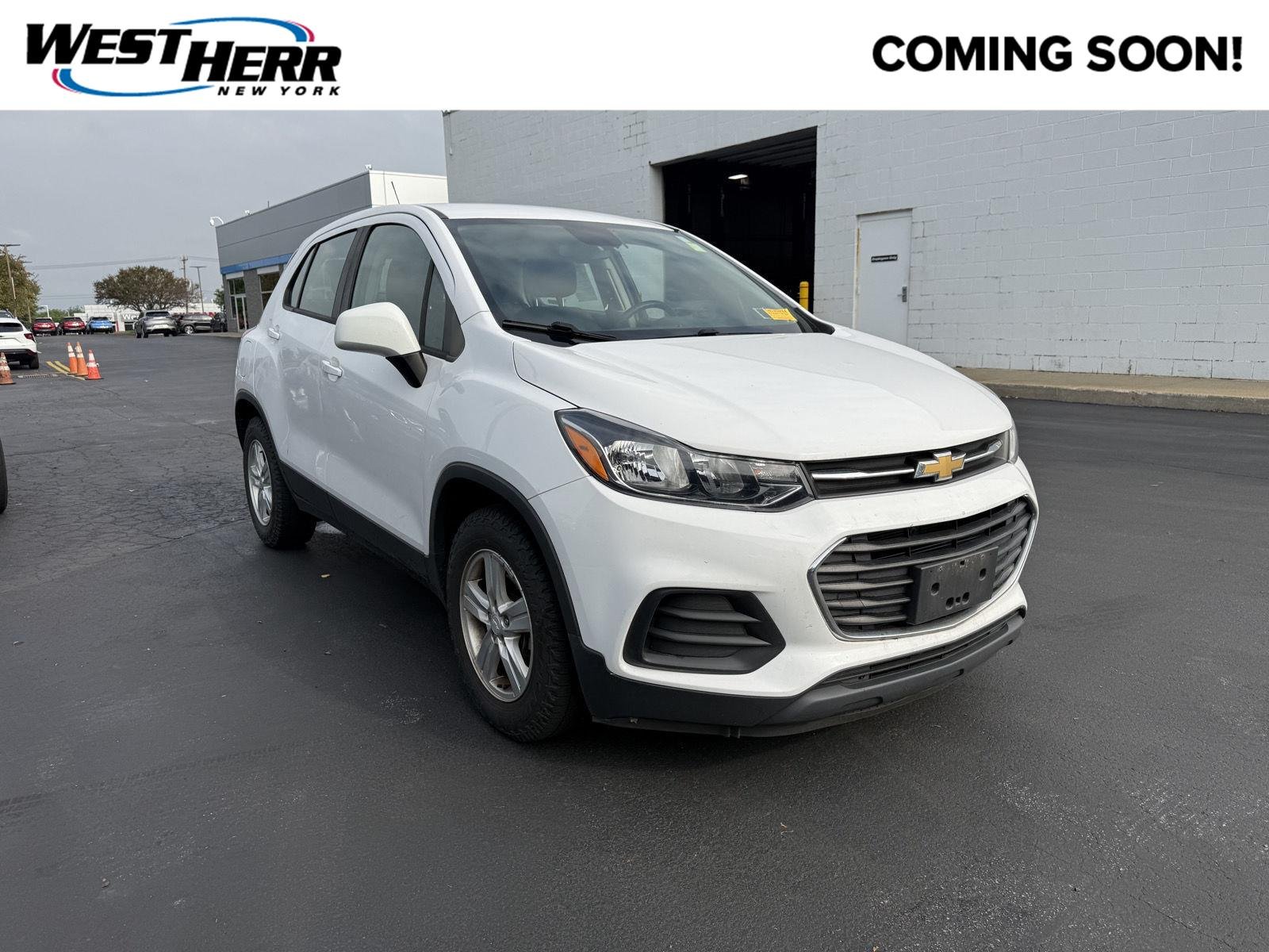 Used 2019 SUMMIT WHITE Chevrolet LS image 1