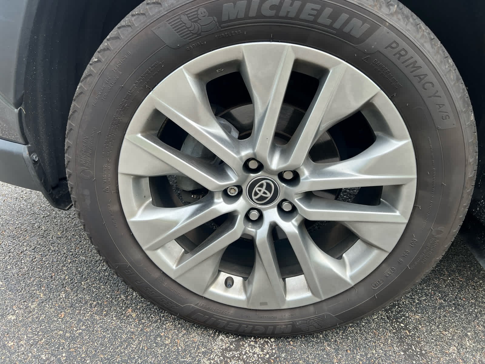 Certified Used 2024 Magnetic Gray Metallic Toyota XLE Premium image 14
