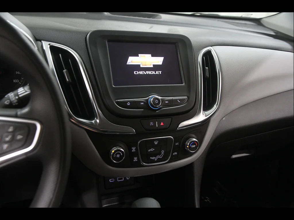 2024 Chevrolet Equinox LS - Photo 9