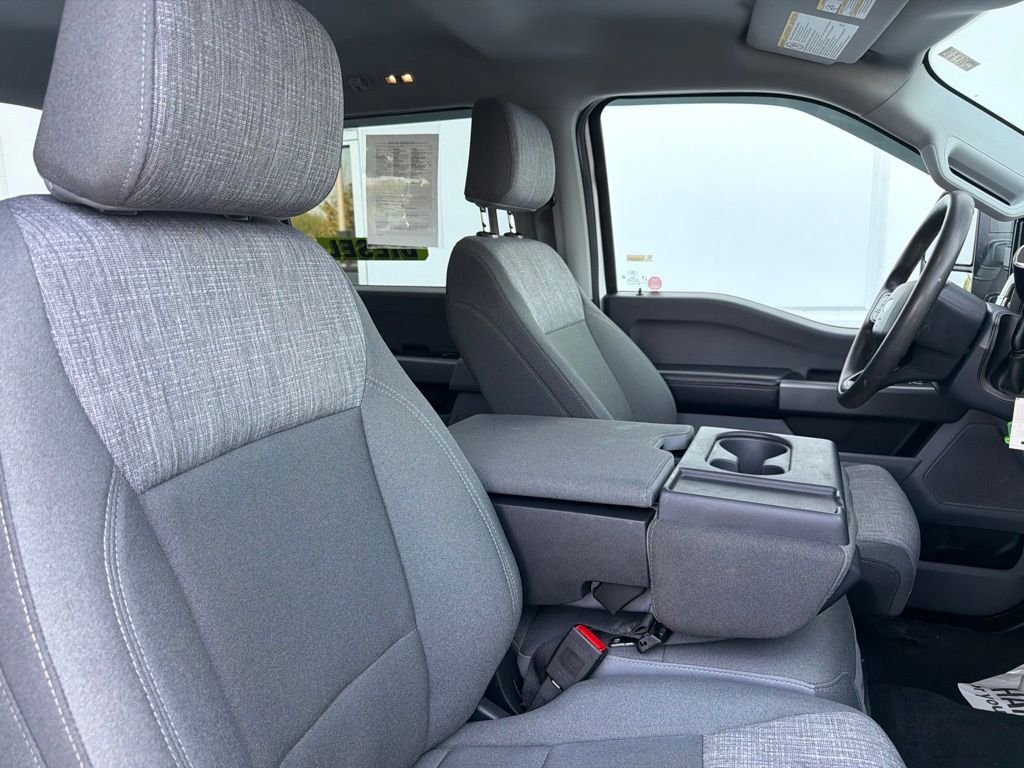 Used 2025  Ford XLT image 25