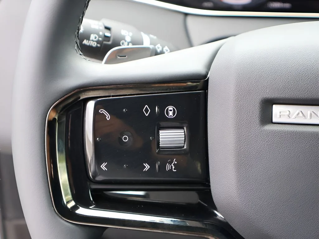 2026 Land Rover Range Rover Evoque Dynamic SE - Photo 33