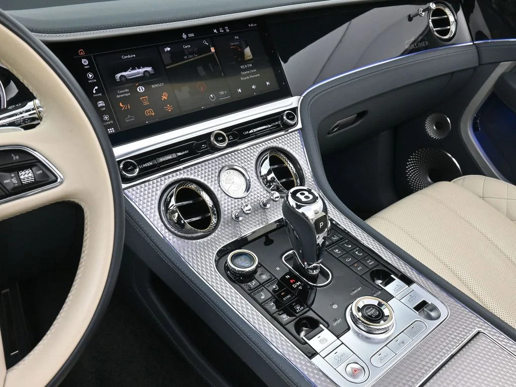 Certified Used 2022  Bentley V8 image 8
