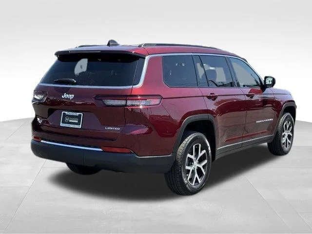 New 2025 Velvet Red Pearl-Coat Exterior Paint Jeep Limited image 8