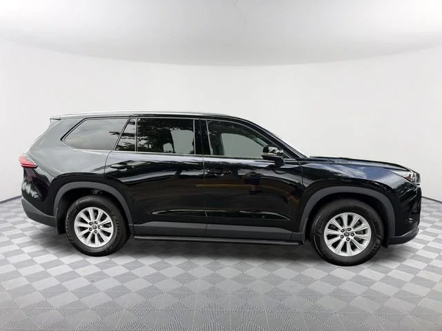 Used 2025 Black Toyota XLE image 4