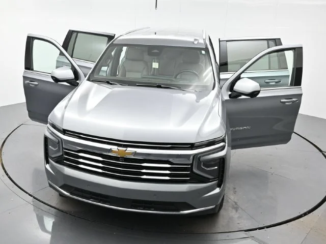 Used 2025 Sterling Gray Metallic Chevrolet LT image 43
