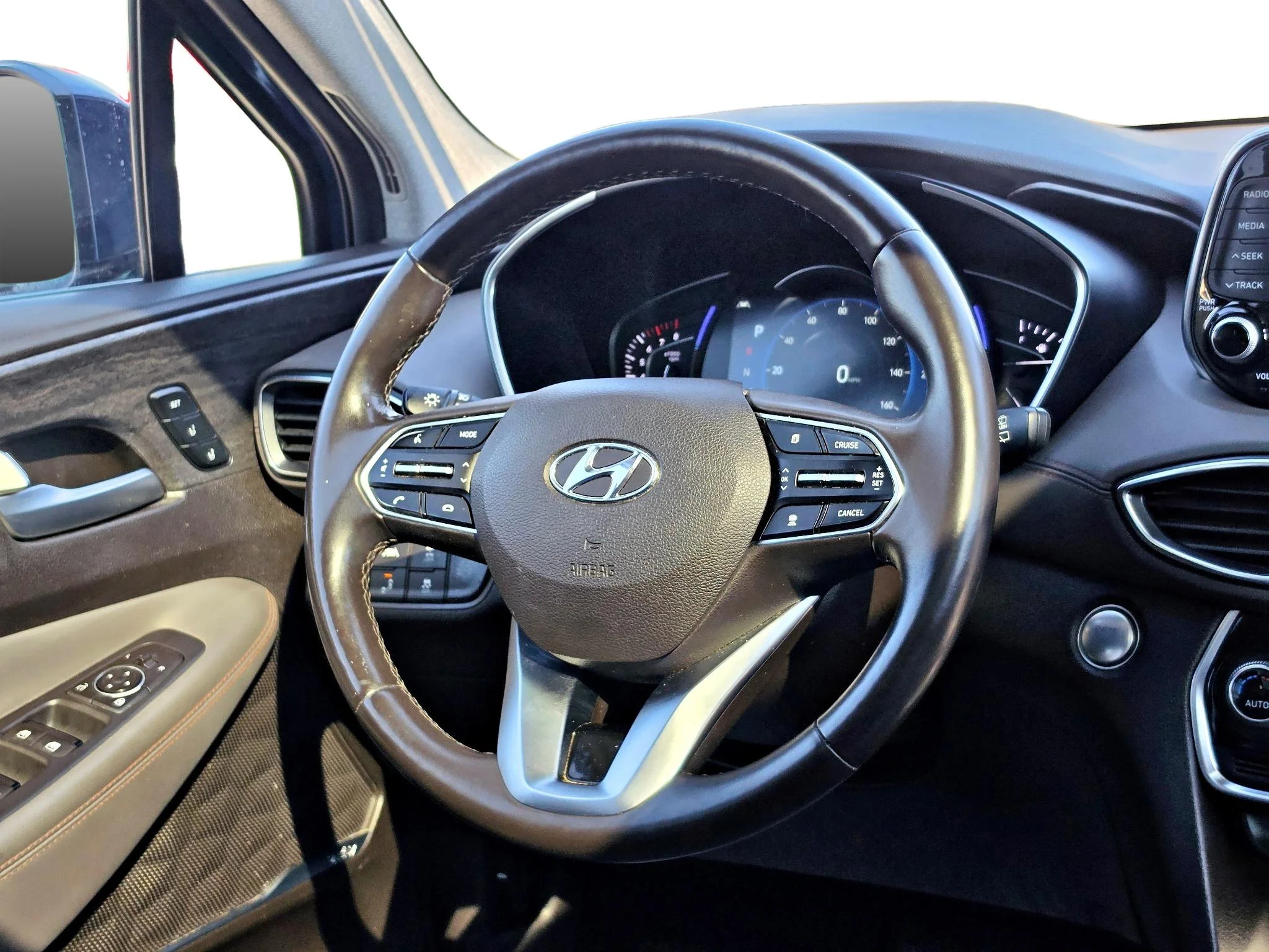 Used 2019 Stormy Sea Hyundai Ultimate image 12