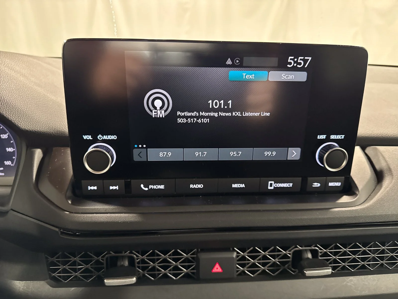 2023 Honda Accord EX - Photo 18