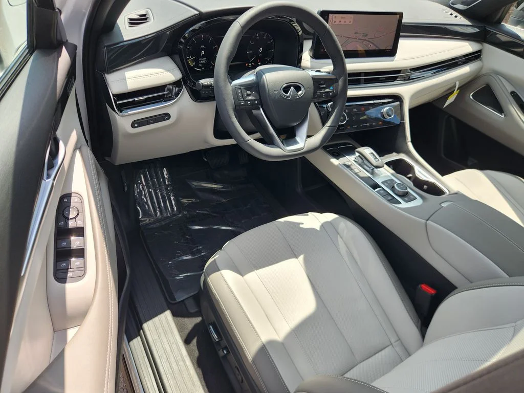 New 2027 RADIANT WHITE INFINITI Sport AWD image 16