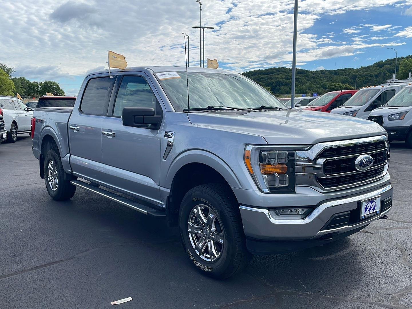 Certified Used 2022 Iconic Silver Ford XLT image 7