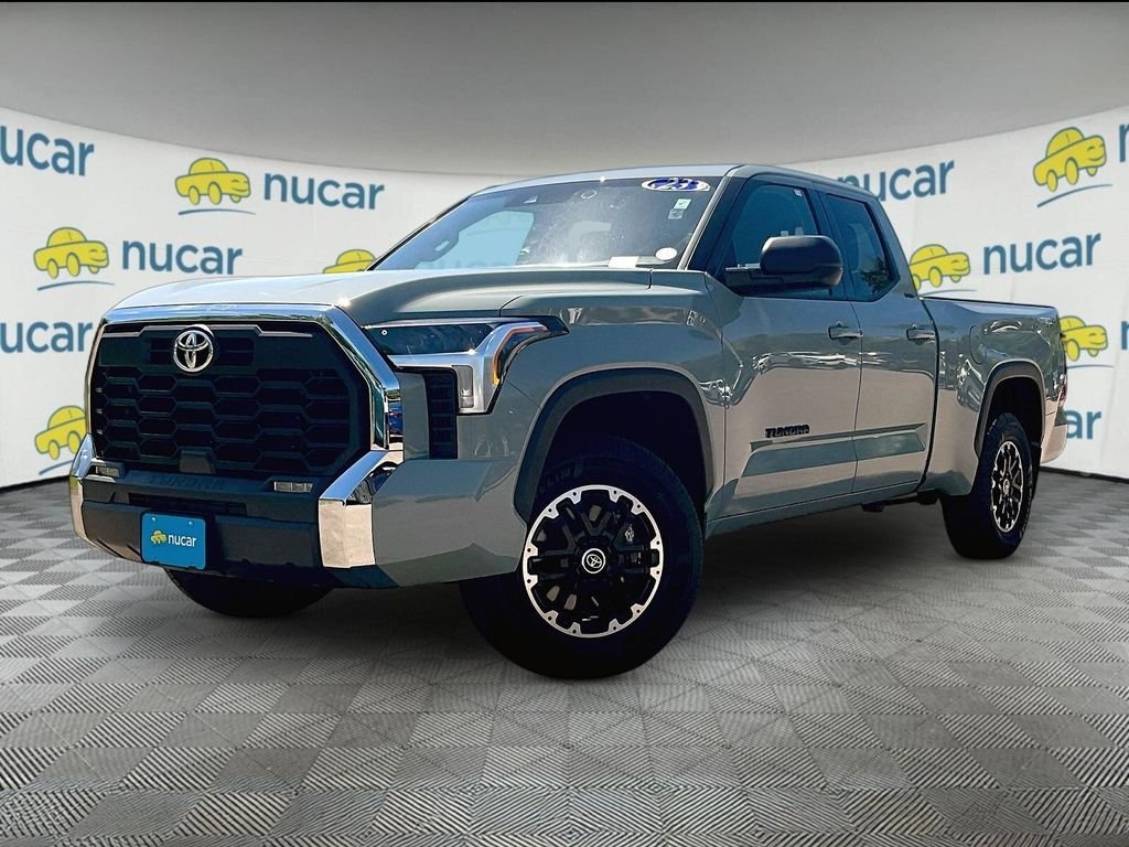 Used 2023  Toyota SR5 image 3