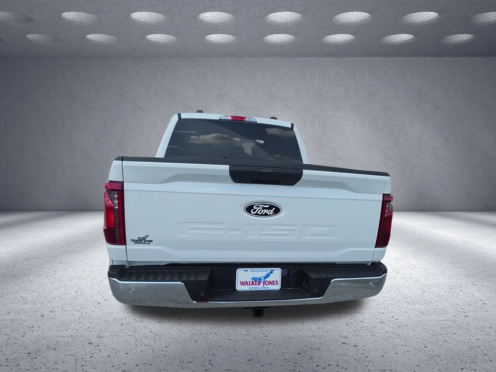 Used 2025 White Ford XLT image 6