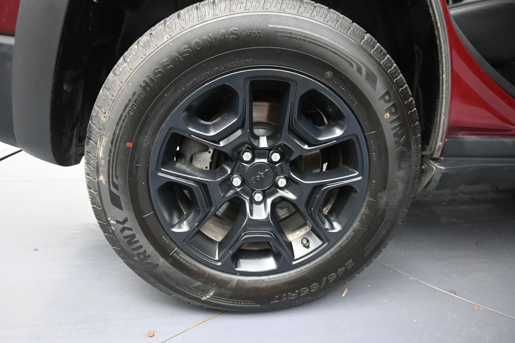 Used 2020 Velvet Red Pearlcoat Jeep Trailhawk image 34