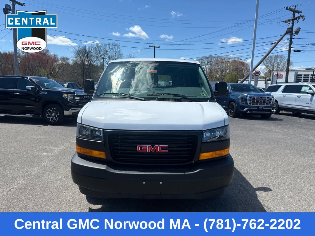 2026 GMC Savana Cargo Work Van - Photo 9